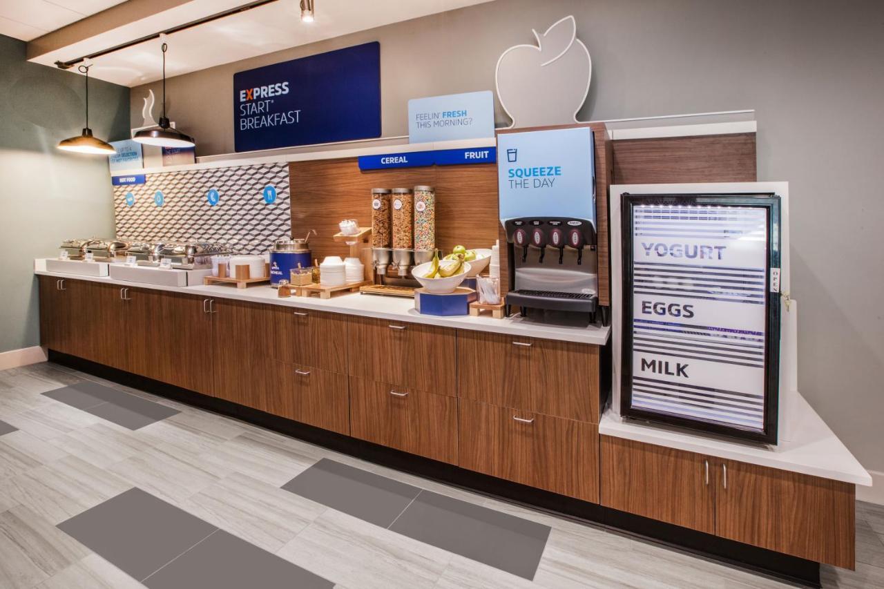 Holiday Inn Express Hotel & Suites Tooele By Ihg Bagian luar foto