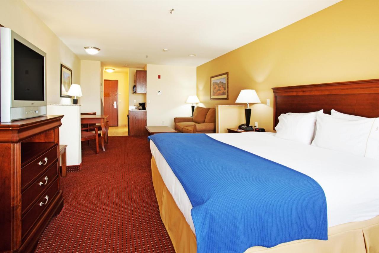 Holiday Inn Express Hotel & Suites Tooele By Ihg Bagian luar foto